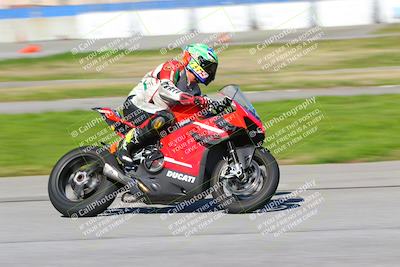 media/Jan-20-2023-Fastrack Riders (Fri) [[f2ad32aba3]]/Level 3/session 4 turn 6/